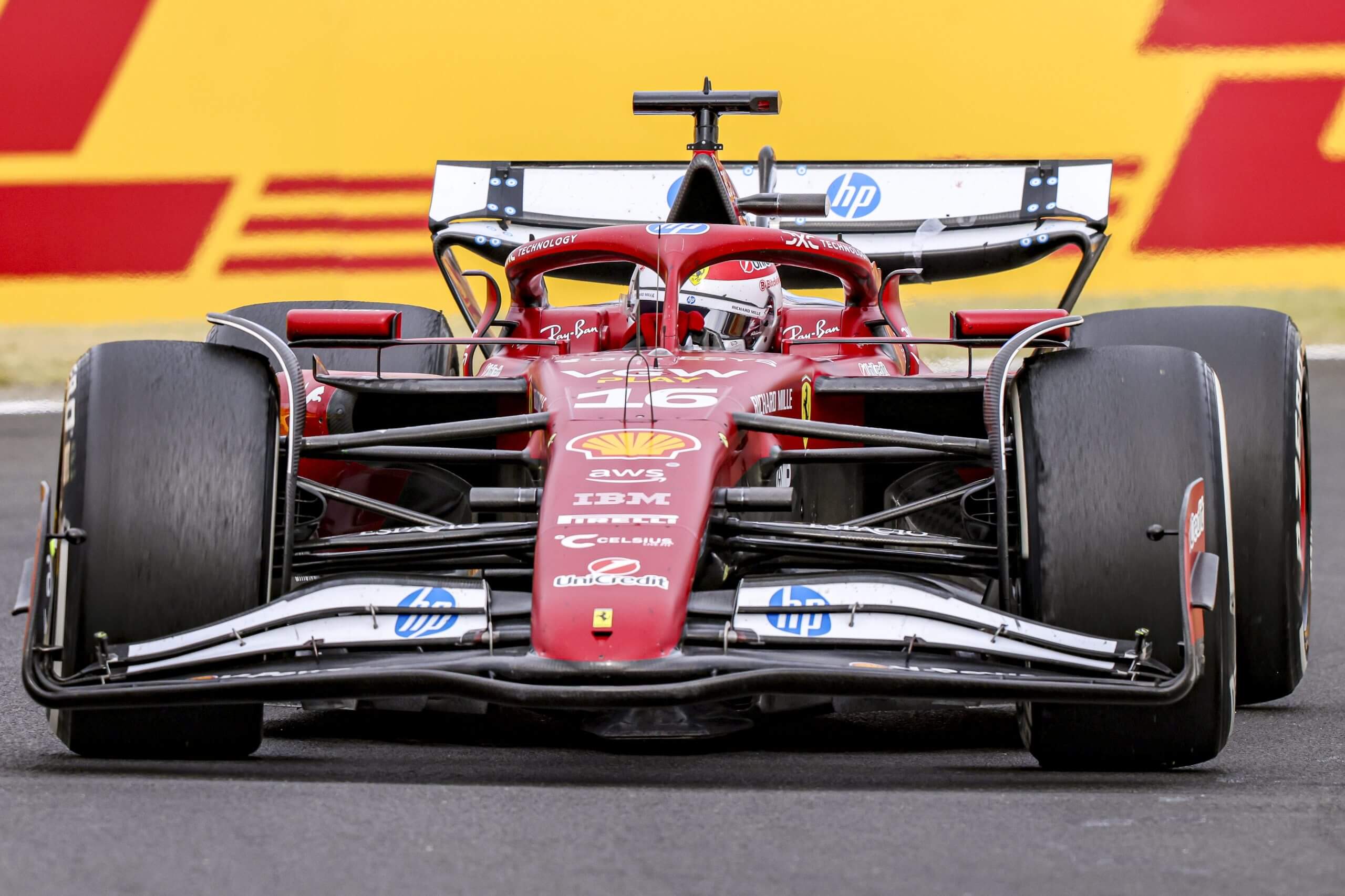 阿斯顿马丁完胜哈斯车队,勒克莱尔高光表现 阿斯顿马丁完胜哈斯车队,勒克莱尔高光表现