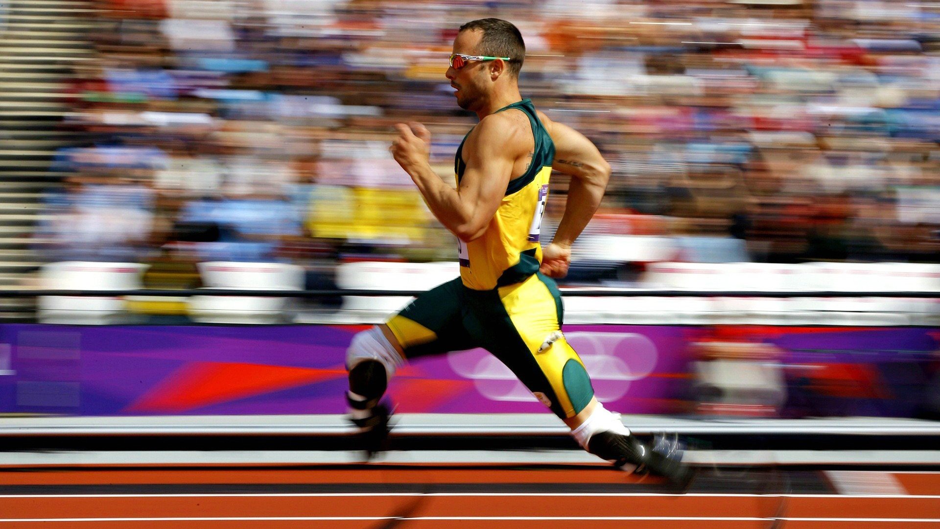 当活塞的铁壁遇见掘金的雪山,库里在另一个战场的关键时刻