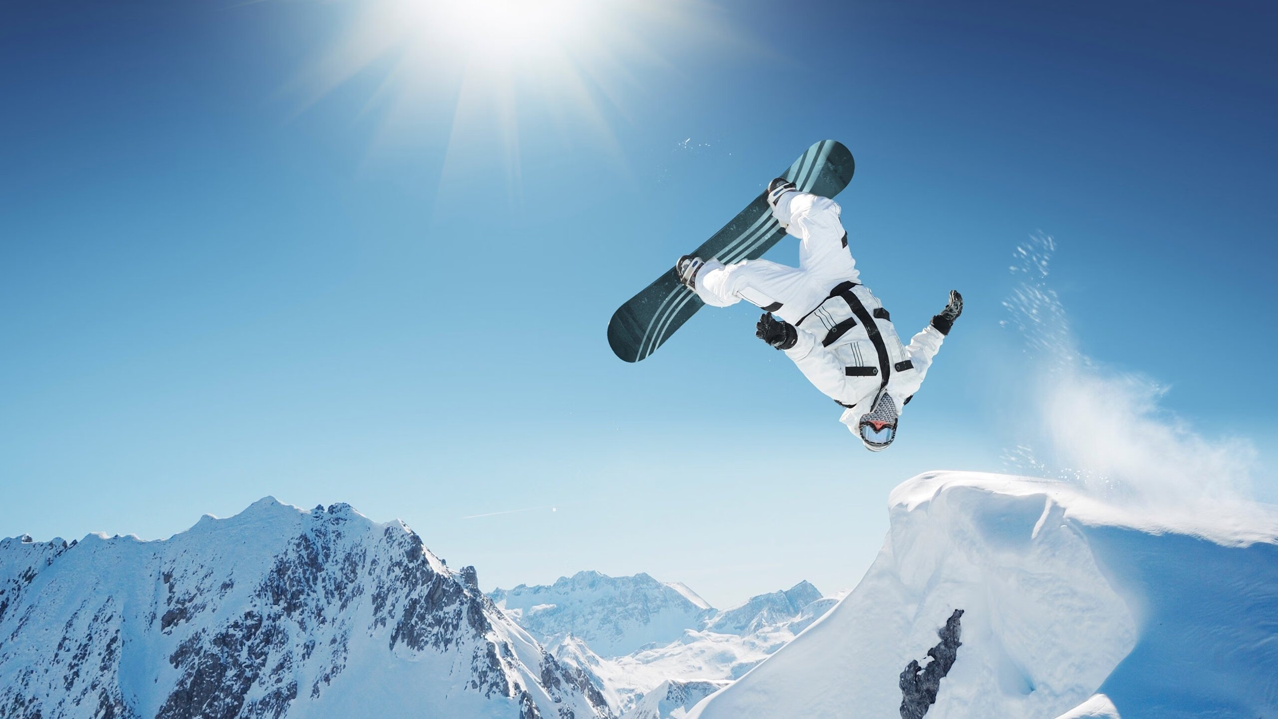 绿茵场上的总决赛之夜，德里赫特完美演出诠释防守艺术