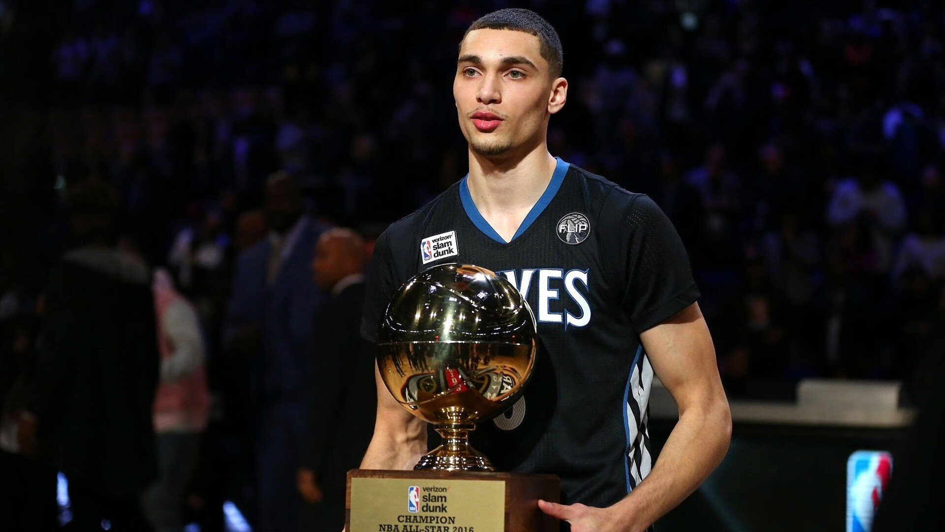 末节之王！拉文独揽19分率篮网逆转，布鲁克林强势踏过绿军晋级