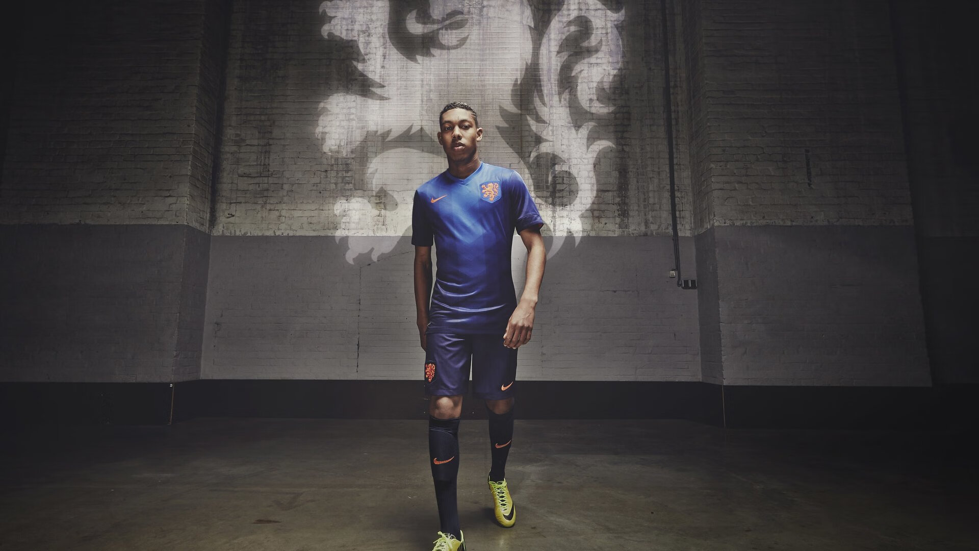 药厂铁蹄碾碎黄黑神话,蒂亚戈,那个点燃德意志之夜的男人